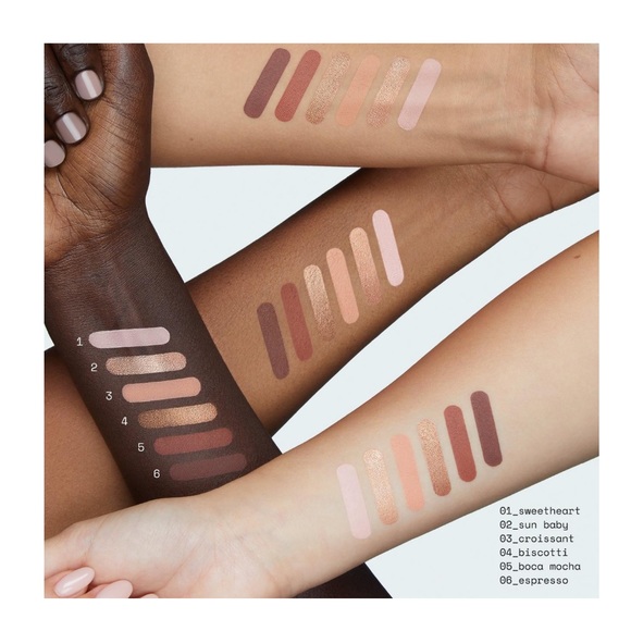 ✨🆕✨ R.E.M. BEAUTY Midnight Shadows Eyeshadow Palette in Babydoll - Picture 3 of 9